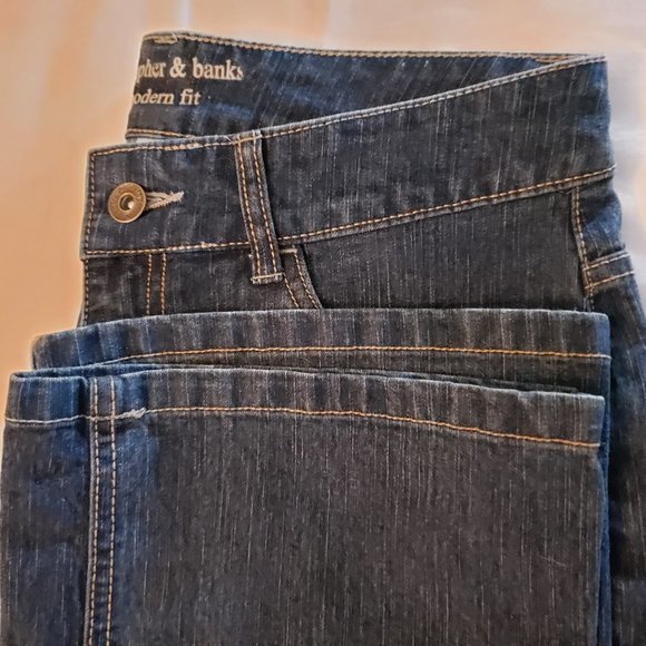 Christopher and Banks..Size 4S. Like new ,Modern Fit; Dark wash. EUC. - Picture 6 of 6